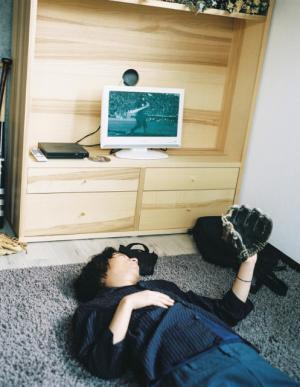 tac:tacがクリープハイプ尾崎世界観などを起用し初のフォトブックを発売。高円寺店ではポップアップとライブ