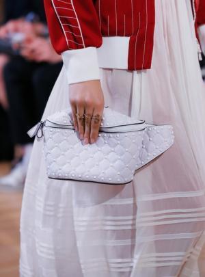 ヴァレンティノ、ヒップホップの起源からワードローブの境界線を越えて【2018年クルーズ】