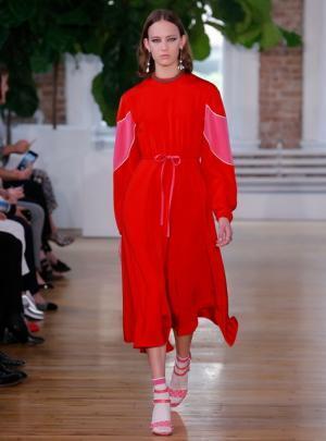 ヴァレンティノ、ヒップホップの起源からワードローブの境界線を越えて【2018年クルーズ】