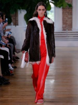 ヴァレンティノ、ヒップホップの起源からワードローブの境界線を越えて【2018年クルーズ】