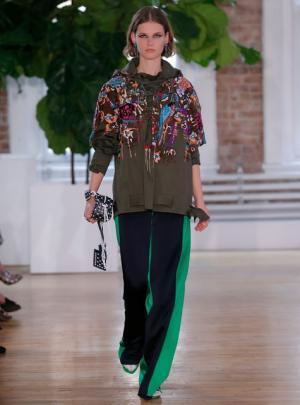 ヴァレンティノ、ヒップホップの起源からワードローブの境界線を越えて【2018年クルーズ】