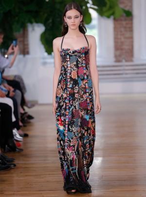 ヴァレンティノ、ヒップホップの起源からワードローブの境界線を越えて【2018年クルーズ】