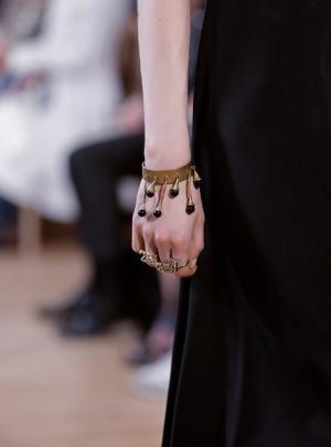 ヴァレンティノ、ヒップホップの起源からワードローブの境界線を越えて【2018年クルーズ】