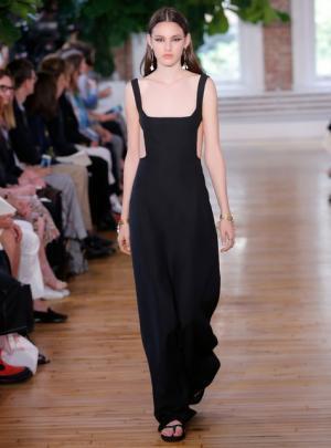 ヴァレンティノ、ヒップホップの起源からワードローブの境界線を越えて【2018年クルーズ】