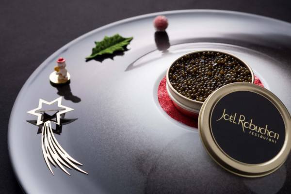 ジョエル・ロブションが贈る、ラグジュアリーなクリスマス期間限定メニューが登場