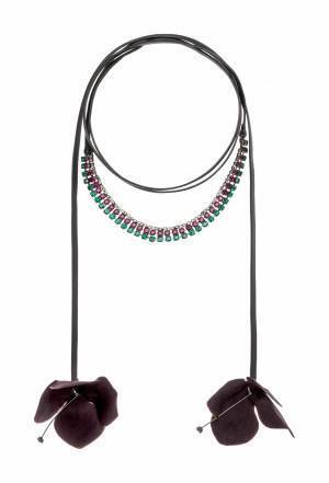 マルニの新作ジュエリーコレクションは、ロマンティックなフローラル