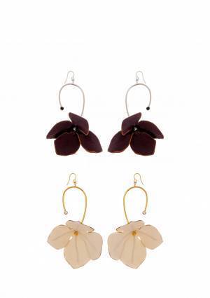 マルニの新作ジュエリーコレクションは、ロマンティックなフローラル