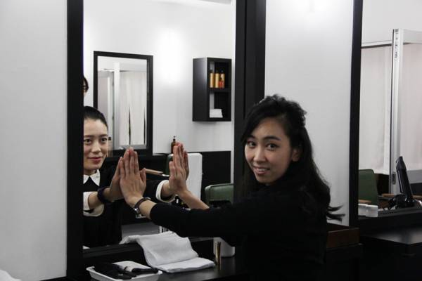 レアンドロ・エルリッヒ展をレポート! “見る”ことを疑い驚きのアート体験を