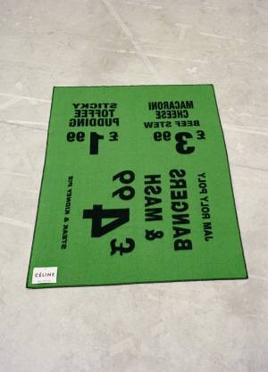 セリーヌからホリデーシーズンに最適な新作ブランケットが発売