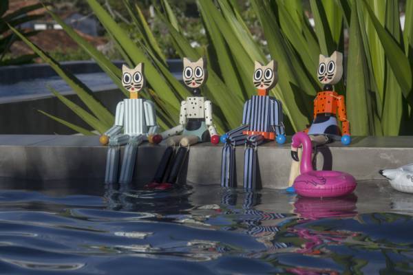 マルニのクリスマスチャリティプロジェクト、カラフルなマリオネット限定発売