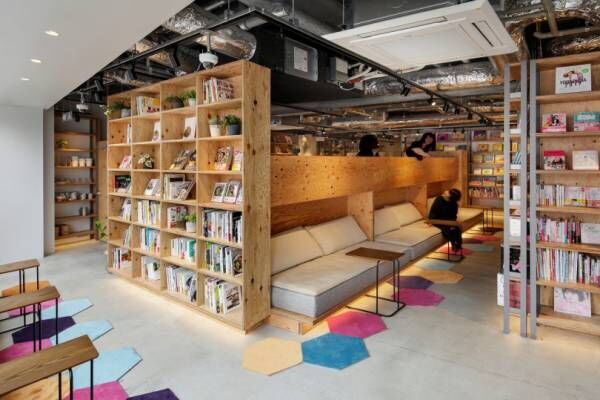 TSUTAYA ブック アパートメント、新宿にオープン! 本を軸にくつろぎ空間とコワーキングスペースを提供
