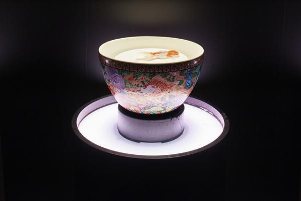 日本橋アートアクアリウム、今年は“龍宮城”！8,000匹の観賞魚と映像が織り成す幻想世界へ