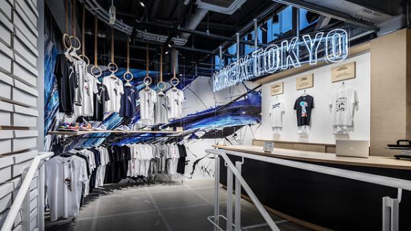 「ナイキ キックス ラウンジ」が日本初オープン！テーラリングやプリントのカスタムも常時可能に