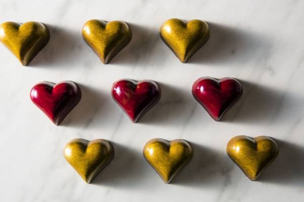 パーク ハイアット 東京のスタイリッシュな「バレンタイン スイーツ 2018」