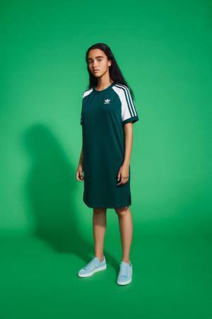 アディダス オリジナルス、新たな4カラーでリニューアルしたコレクション「アディカラー」発売!