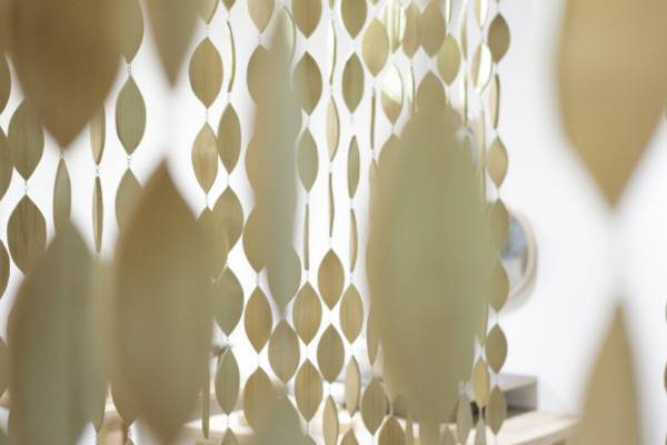 暮らしに“しつらえた”琵琶湖を囲む工芸たち。キギのショップOFSの「around Lake Biwa」展【レポート】