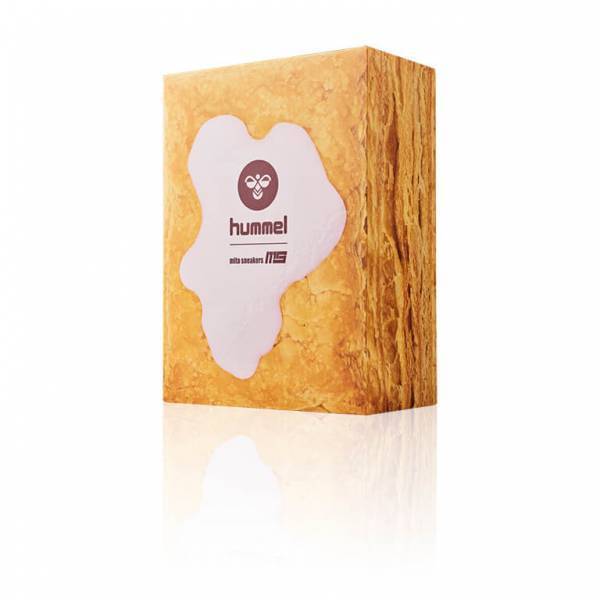 ヒュンメル ハイブ×ミタスニーカーズ、デンマークの菓子パンにインスパイアされたコラボスニーカー発売