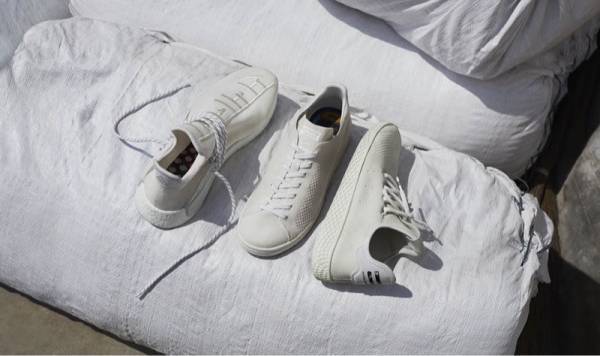 アディダス オリジナルス×ファレル・ウィリアムス、純白の新コレクション登場! ウエア&シューズ計4モデル展開