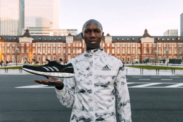フルマラソン“2時間切り”。ウィルソン・キプサング選手着用のアディダス「adizero」発売