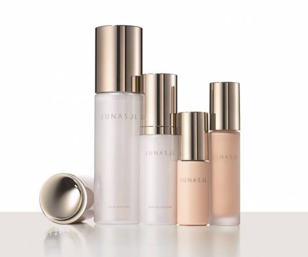 イガリシノブ×ルナソル、メイクアップショーを新宿伊勢丹で開催!