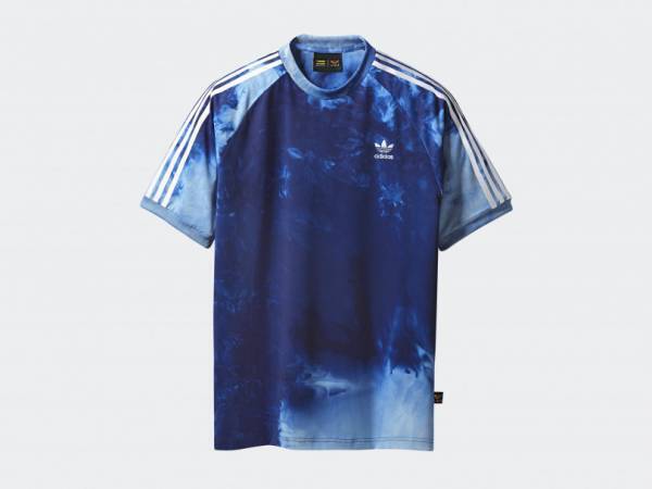 アディダス オリジナルス×ファレル・ウィリアムスの新コレクション、パステル&アディカラーのシューズやウエアを展開