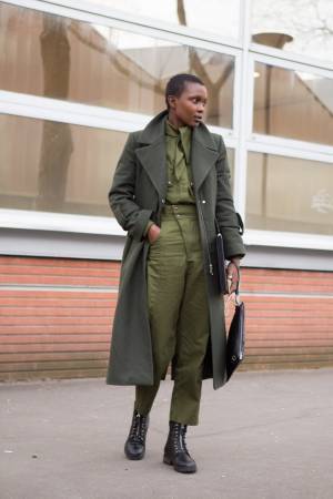 退屈に見せない “スーツセットアップ”の最旬スタイリングTIPS【パリスナップ】