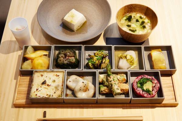 東京ミッドタウン日比谷のグルメ情報を一挙紹介! 限定メニューやテイクアウトグルメ、話題のショップまでを網羅