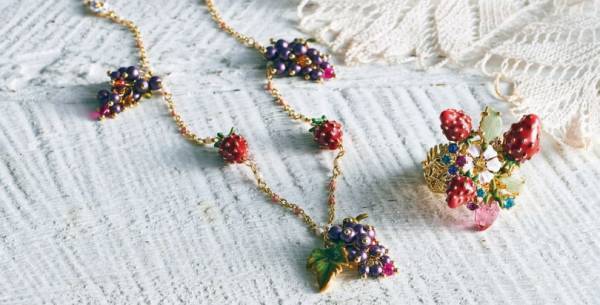 新宿伊勢丹のフランス展! ベルナシオン来日、リヨン本店の限定チョコレートケーキに成澤芽衣シェフのバゲットなど