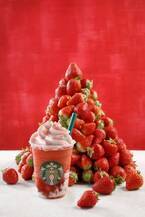 スターバックス史上最高、“イチゴ過ぎる”フラペチーノ®登場! 初のイチゴ農園風ビニールハウス店も限定オープン