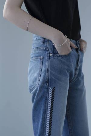 ジャパンメイドのデニムブランド「サージ」が新宿伊勢丹でポップアップ! サヤカ デイヴィスとのコラボコレクションも