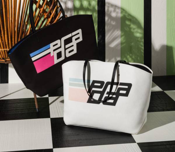 プラダ、新宿伊勢丹で2つのポップアップを同時開催! 世界先行発売のシューズも登場