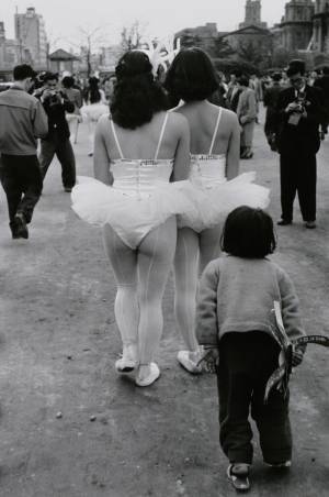 東京都写真美術館でロベール・ドアノー『ピカソのパン』など名品を“たのしむ、まなぶ”展覧会