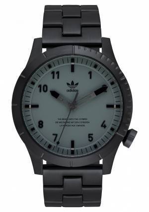 アディダスの新作ウォッチ・コレクション第1弾、アディダスのDNAを受け継ぐ4モデルが登場