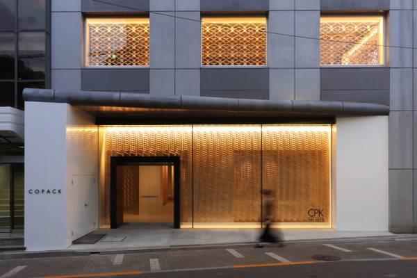 刺繍作家・有本ゆみこによるシナ スイエン、秋冬新作コレクションショー&エキシビジョンを開催!