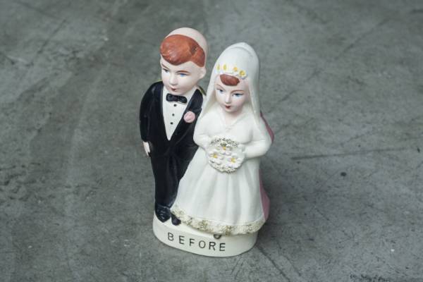 ソーイの伊藤壮一郎、約100点の貯金箱コレクション展を開催! 加賀美健とのコラボTシャツも