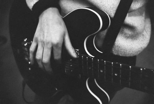 写真家・野上眞宏の写真展がビオトープでスタート。旧友細野晴臣とのトークイベントも