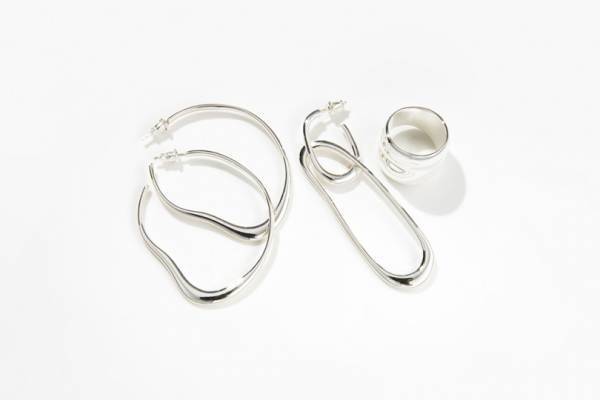 夏の到来を告げる、ボリュームサマージュエリーvol.1：CALL MOON【EDITOR'S PICK】