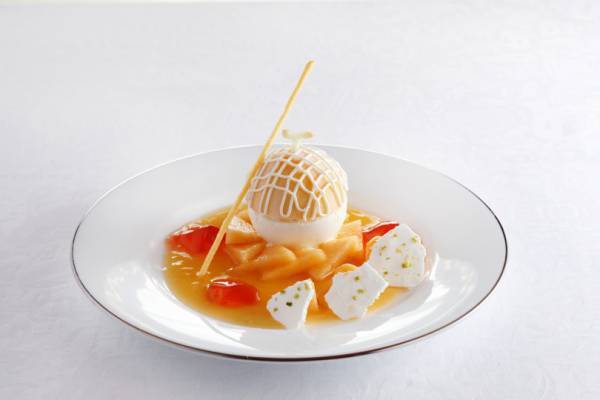 旬のメロンを贅沢に使ったデザート、6月限定で資生堂パーラー 銀座本店 サロン・ド・カフェに登場