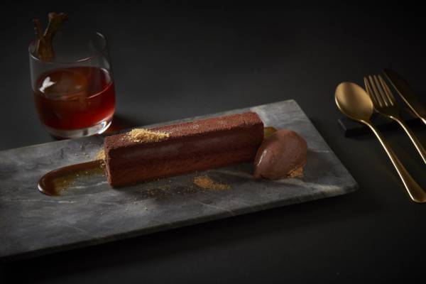 ダンデライオン・チョコレート京都に世界初のカカオバーがオープン! カカオのデザートをカクテルと味わう