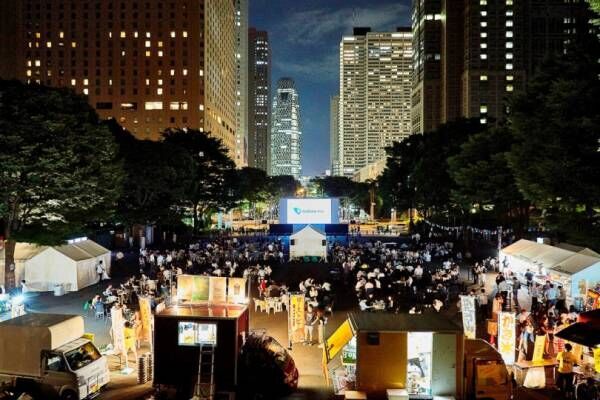 新宿の夜景をバックに『バック・トゥ・ザ・フューチャー』、新宿中央公園で今年も屋外シアターイベント開催