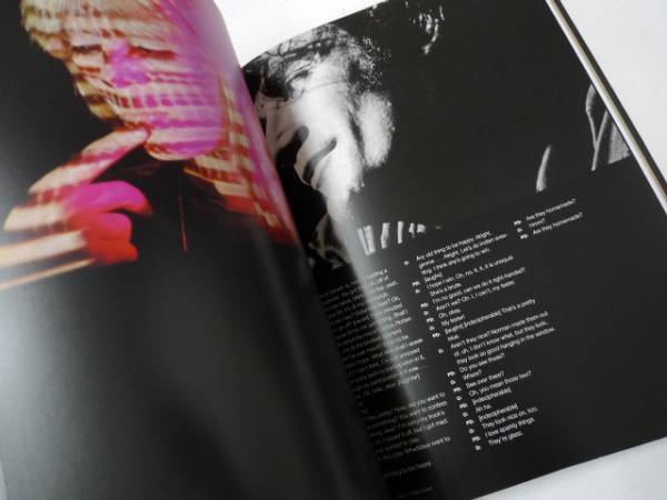 アンディ・ウォーホルの66年映画『チェルシー・ガールズ』を解剖【ShelfオススメBOOK】