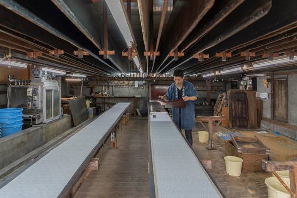 気鋭の建築家・長坂常と江戸小紋がコラボする展覧会、表参道ジャイルで開催