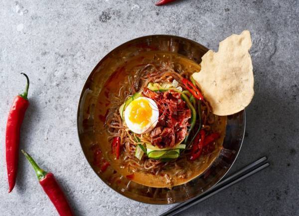 横浜赤レンガ倉庫“夏”イベント、内藤礼の過去最大個展、夏限定スパイシーグルメetc...今週末何する? 【気になるTopics】