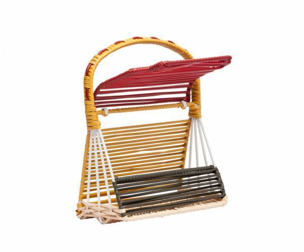 マルニ新作バッグ型オブジェが大阪のマルニ フラワー カフェに登場