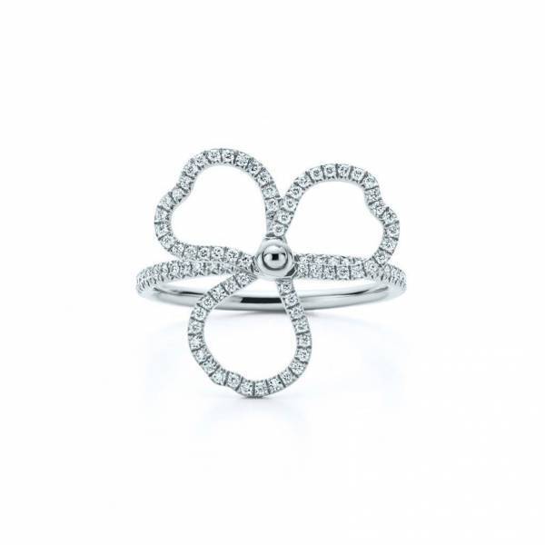 ティファニー、花びらモチーフの新ジュエリーコレクション登場! プラチナ&ダイヤモンドのバラエティ豊かなデザイン