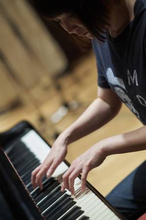 岡本太郎とジャズの邂逅! “音”を展示する企画展が岡本太郎記念館にて開催