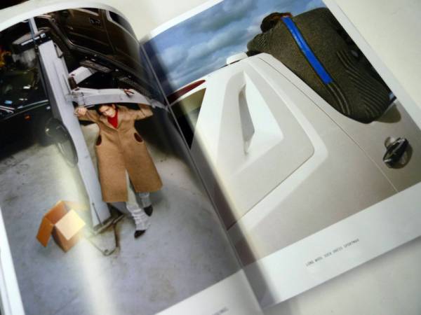 『Purple』の最新刊。グレース・ハーツェルを起用したコム デ ギャルソン特集など【ShelfオススメBOOK】