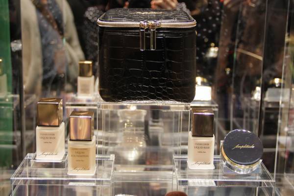 アンプリチュード初のポップアップが表参道にオープン! 完売必須、ホリデーキットの販売も