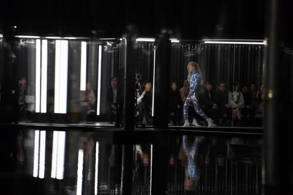 ルイ・ヴィトン、未来への旅【2019春夏ウィメンズ】