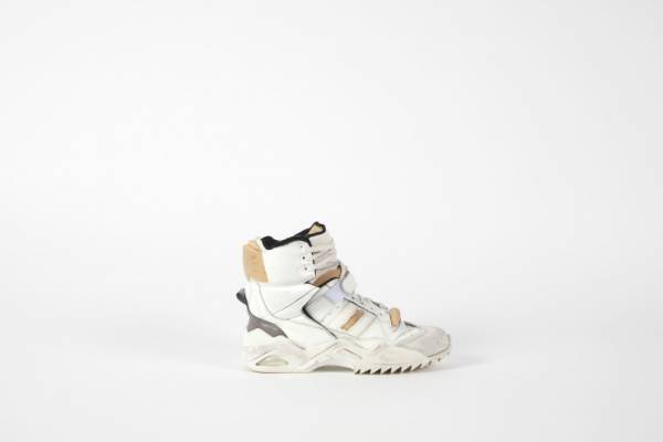 メゾン マルジェラの新スニーカー「レトロ フィット」がローンチ